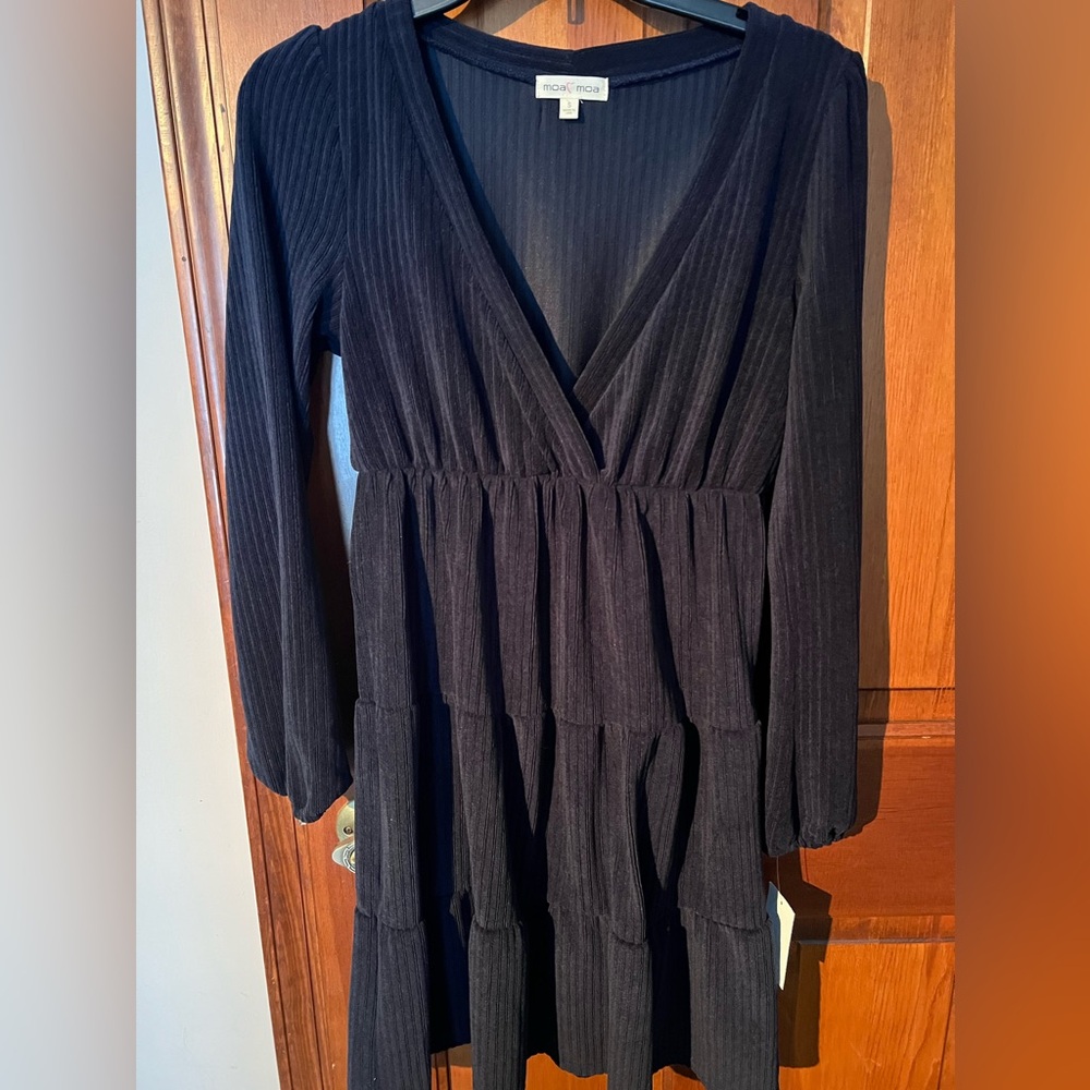 Long sleeve dress, brand new, navy with corduroy texture.  Size Small
